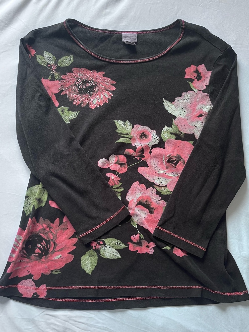 vintage bedazzled flower tee